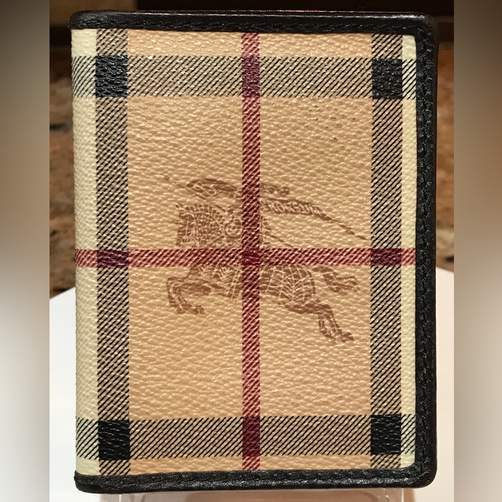 Burberry Nova Check Card/ID Holder 😍❤️ - Picture 9 of 17